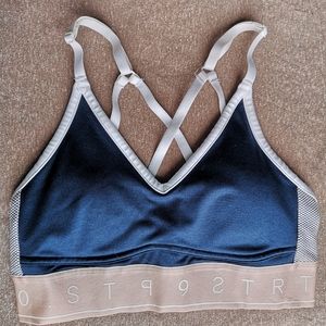 Sports bra